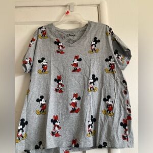 Disney Gray and Red Mickey Mouse Short Sleeve Tee